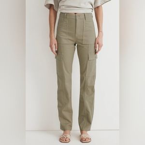Madewell The Garment-Dyed '90s Straight Cargo Pant 🌼 - Size 29